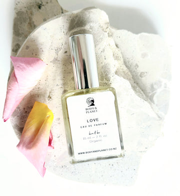Organic Love Perfume with floral and citrus notes - Body and Planet