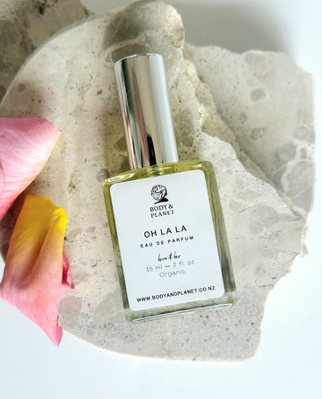 Natural Oh La La Perfume with fresh lemon, sweet vanilla, and fruity strawberry notes - Body And Planet